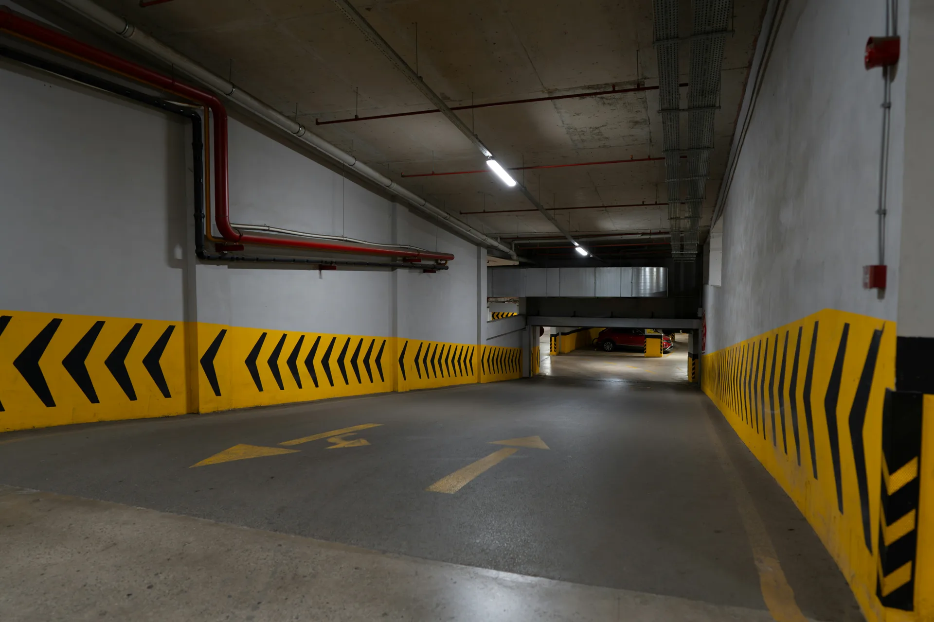 concrete parking structure ramp in Minneapolis