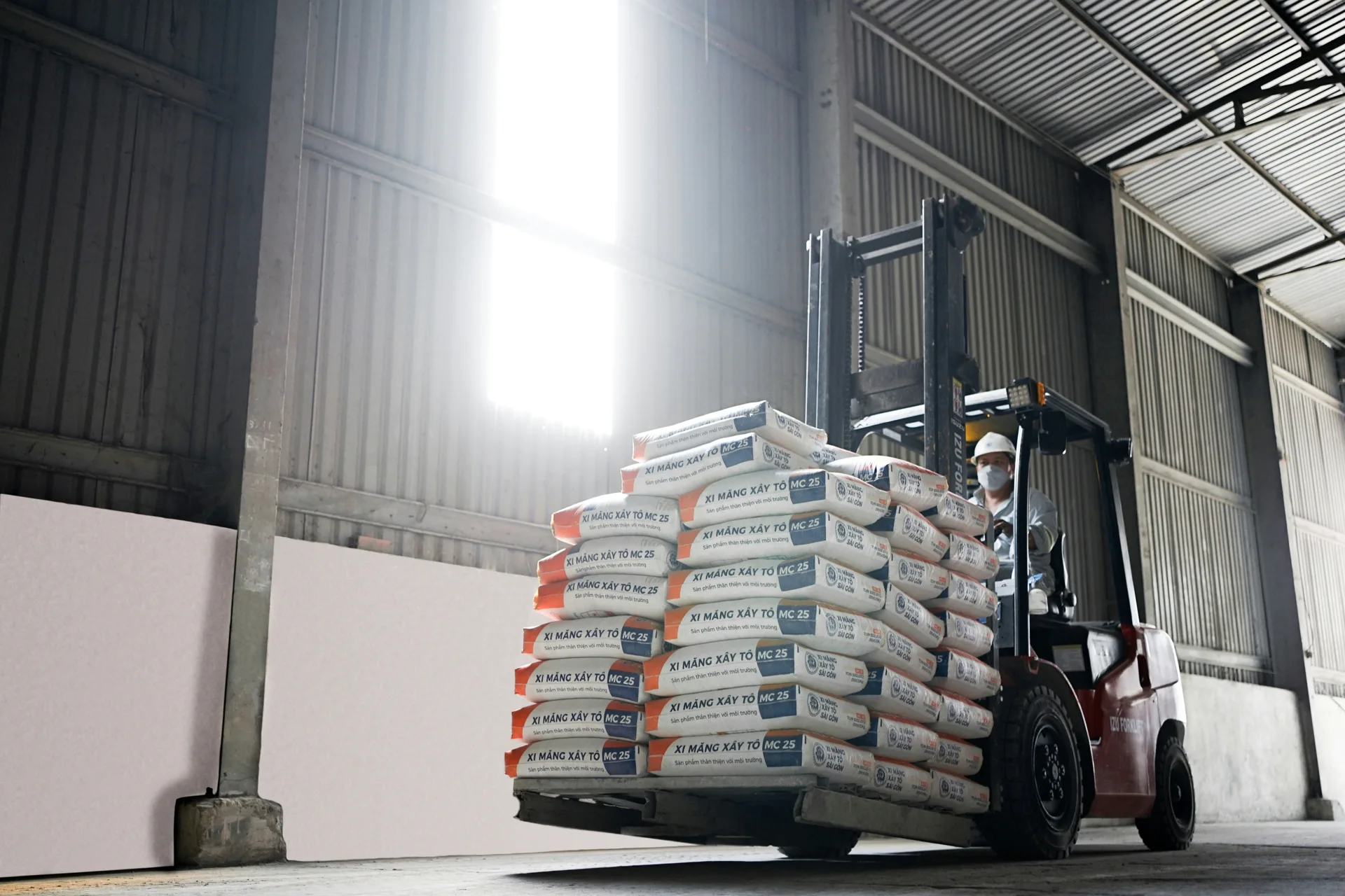 reinforced control joint on a forklift-rated epoxy floor