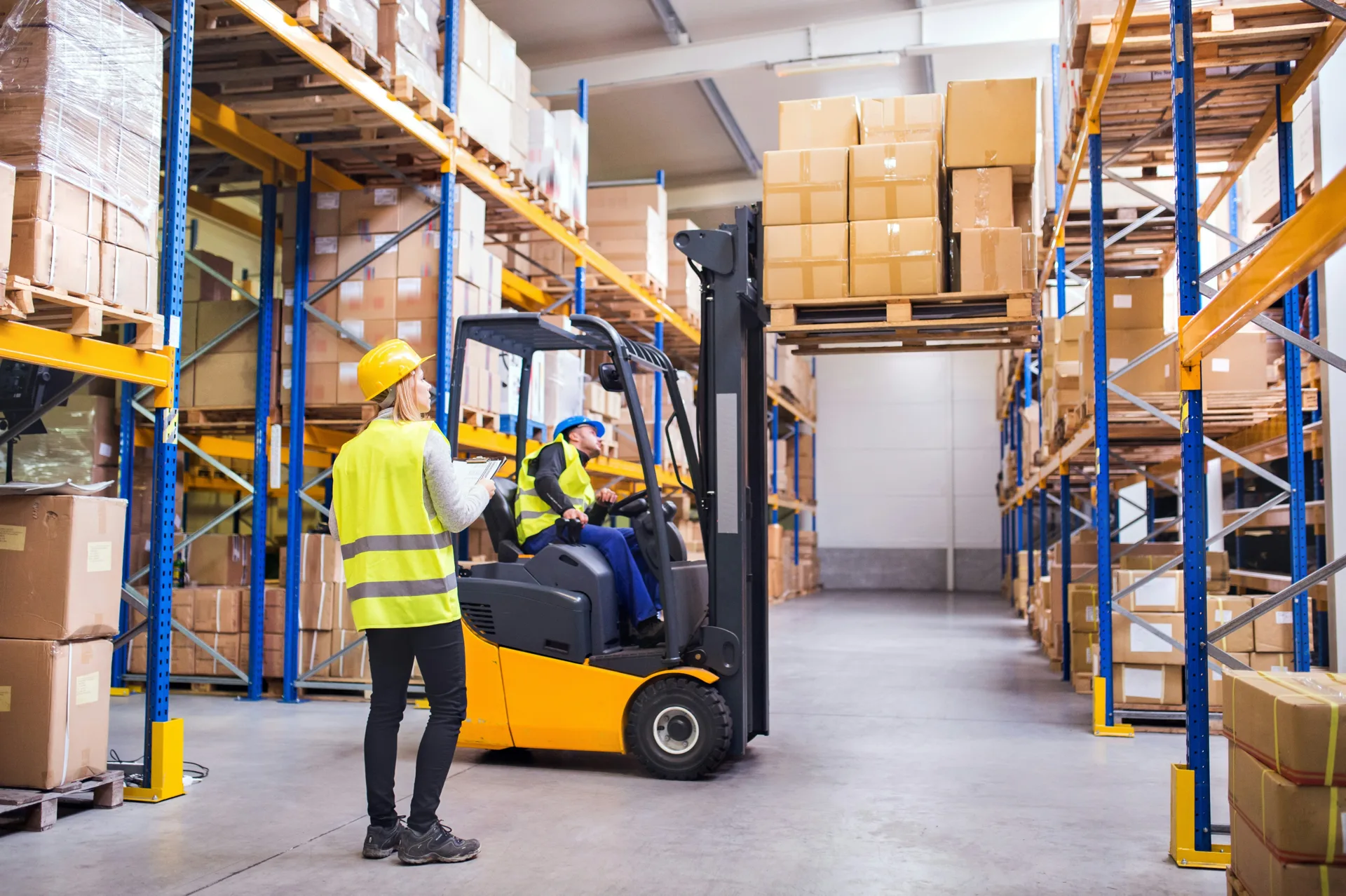 forklift on a finished warehouse concrete floor in Minneapolis