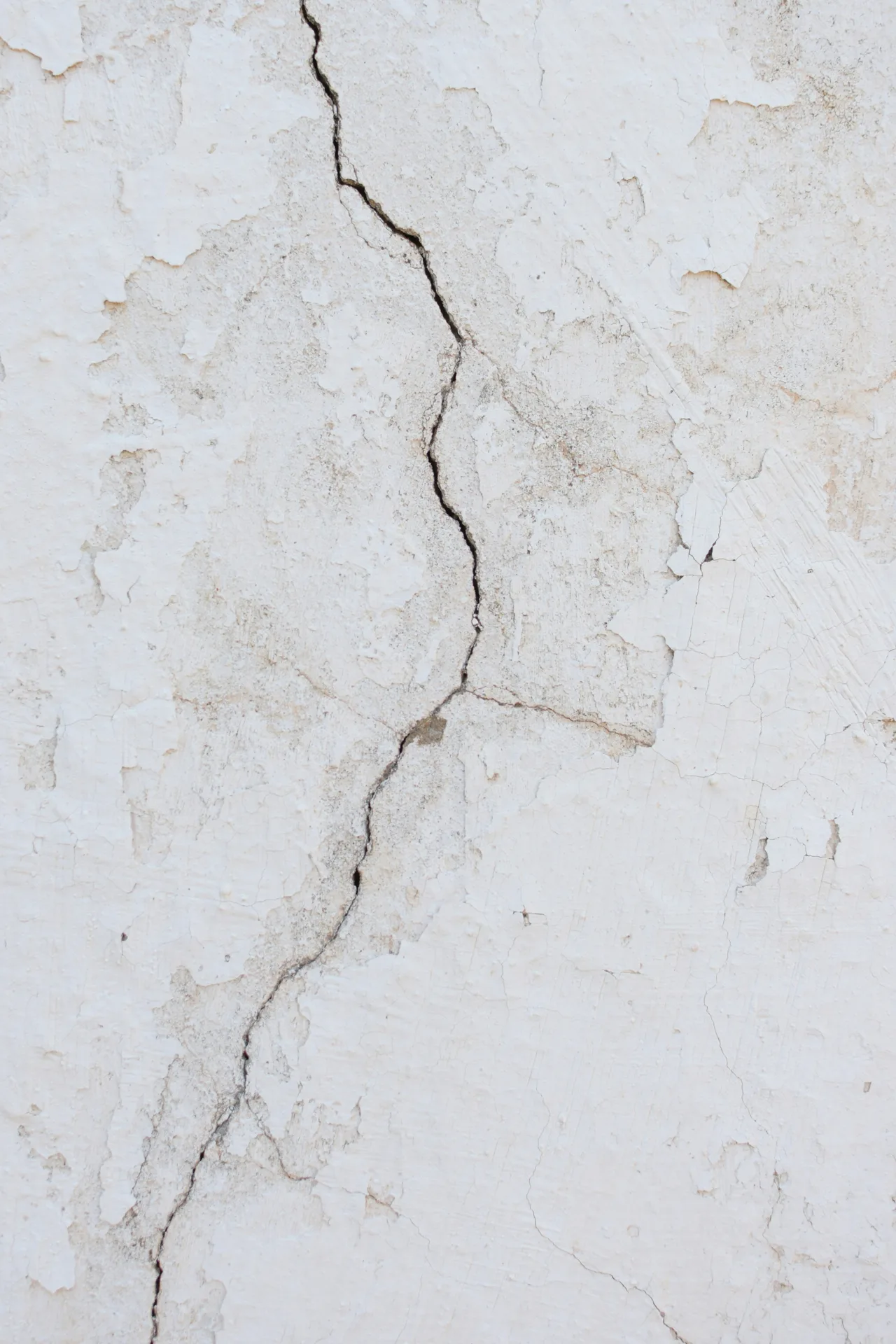 vertical crack in a residential concrete foundation wall in Minneapolis