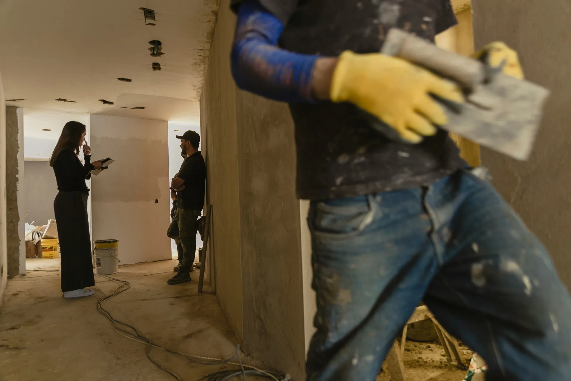 micro-topping being applied to a Minneapolis concrete surface